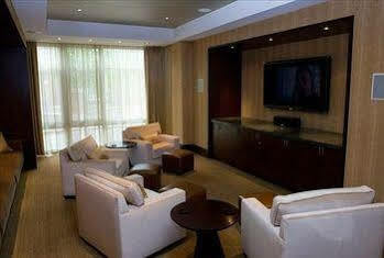 Weichert Suites At Wisconsin Place Chevy Chase Exteriér fotografie