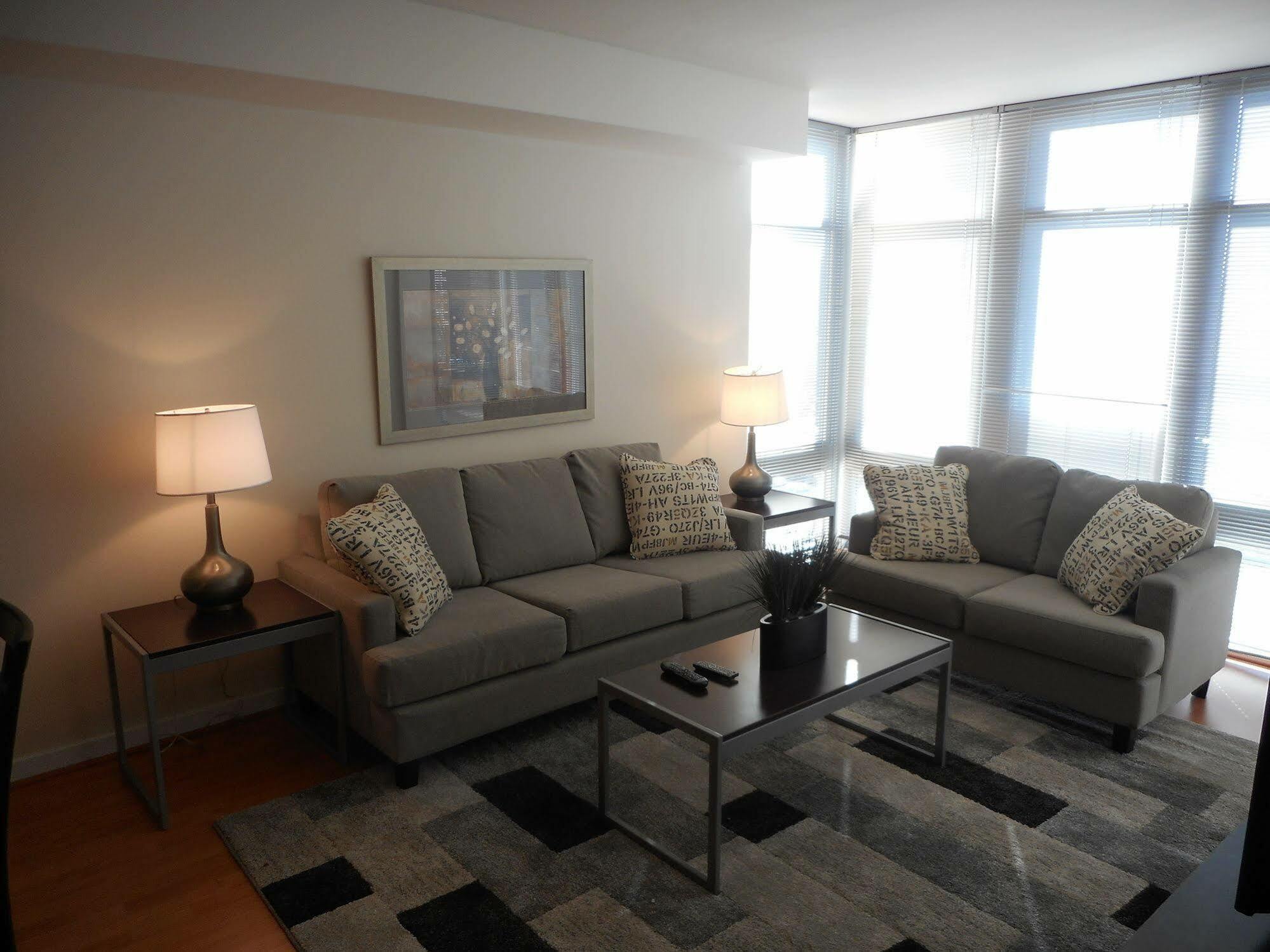 Weichert Suites At Wisconsin Place Chevy Chase Exteriér fotografie