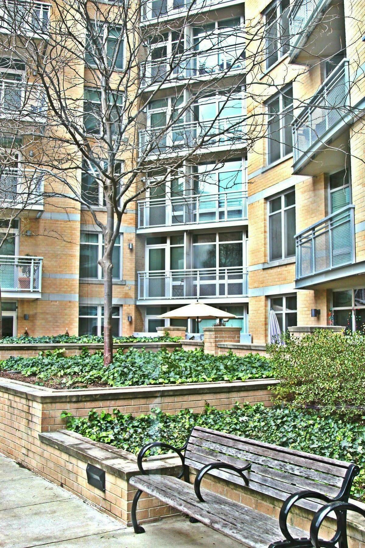 Weichert Suites At Wisconsin Place Chevy Chase Exteriér fotografie